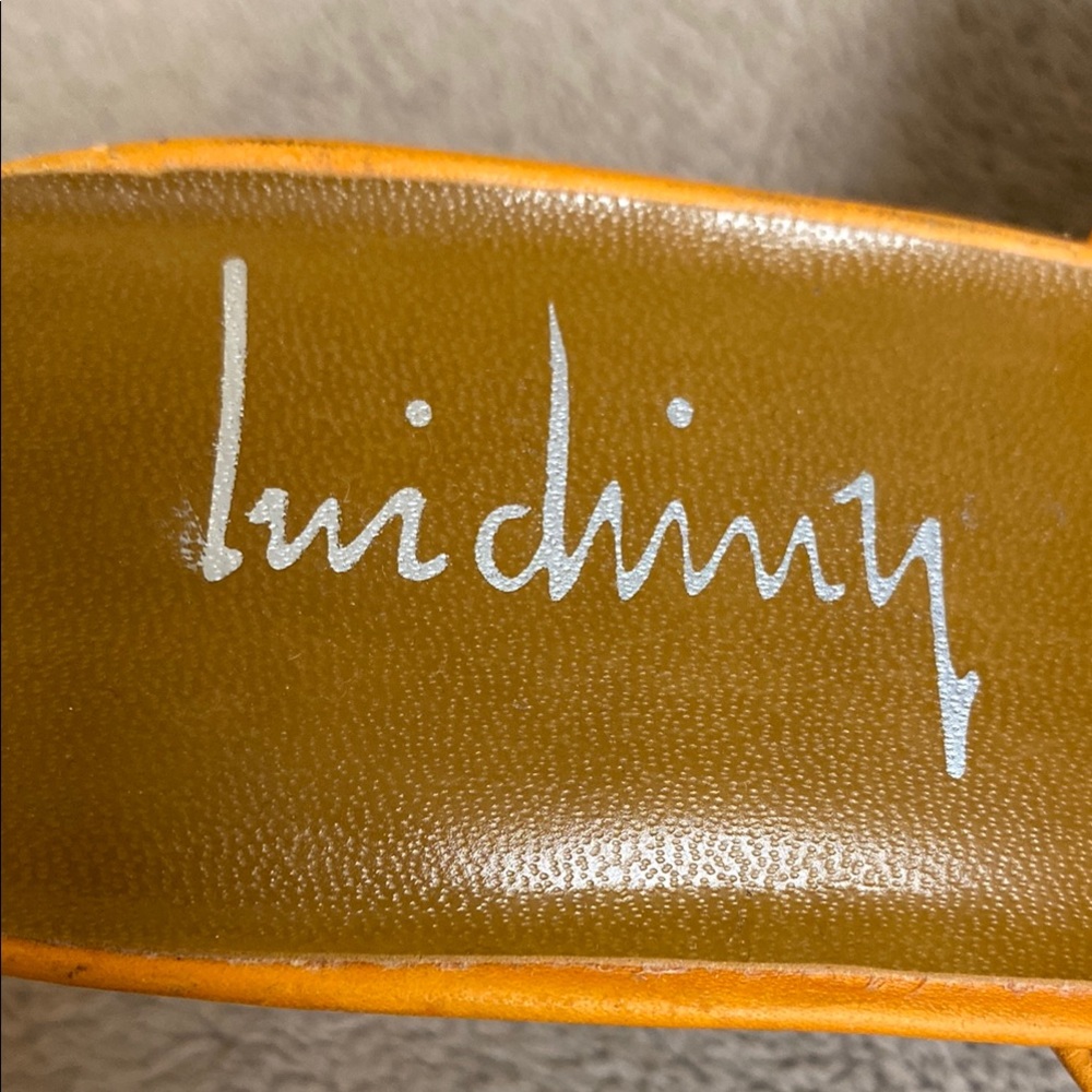 Vibrant Yellow and Orange Thong Sandals with Textured Strap size 6 - Picture 2 of 10